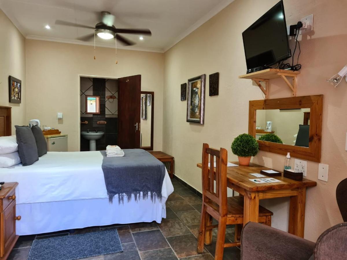 Ngwenya Boutique Hotel Lephalale Екстер'єр фото