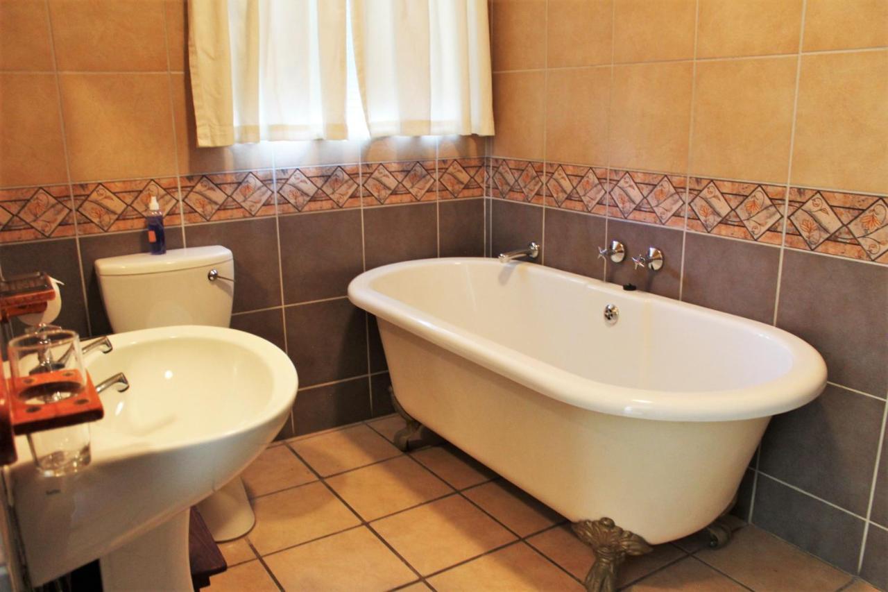 Ngwenya Boutique Hotel Lephalale Екстер'єр фото