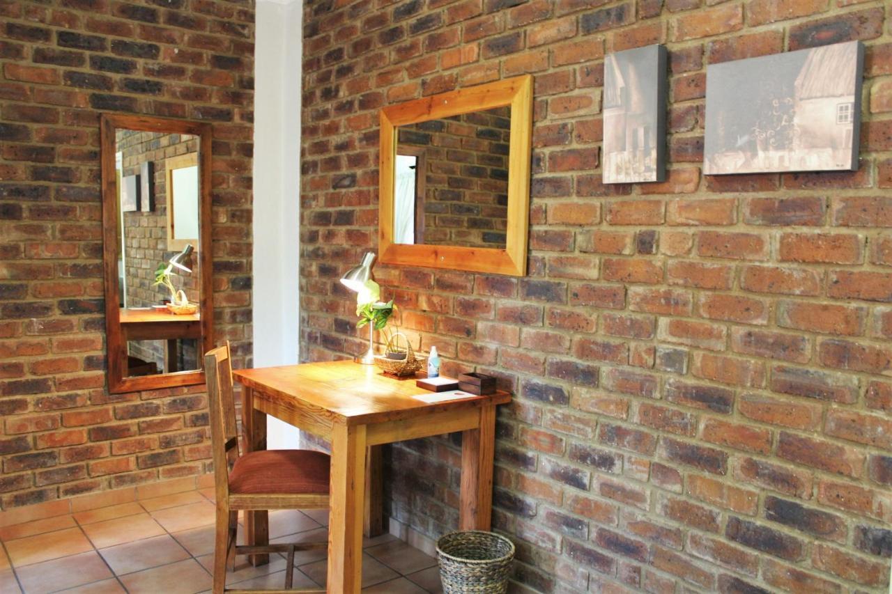 Ngwenya Boutique Hotel Lephalale Екстер'єр фото